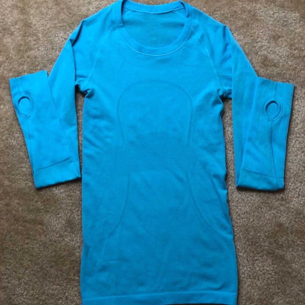 Lululemon Swiftly Tech Long Sleeve Top
